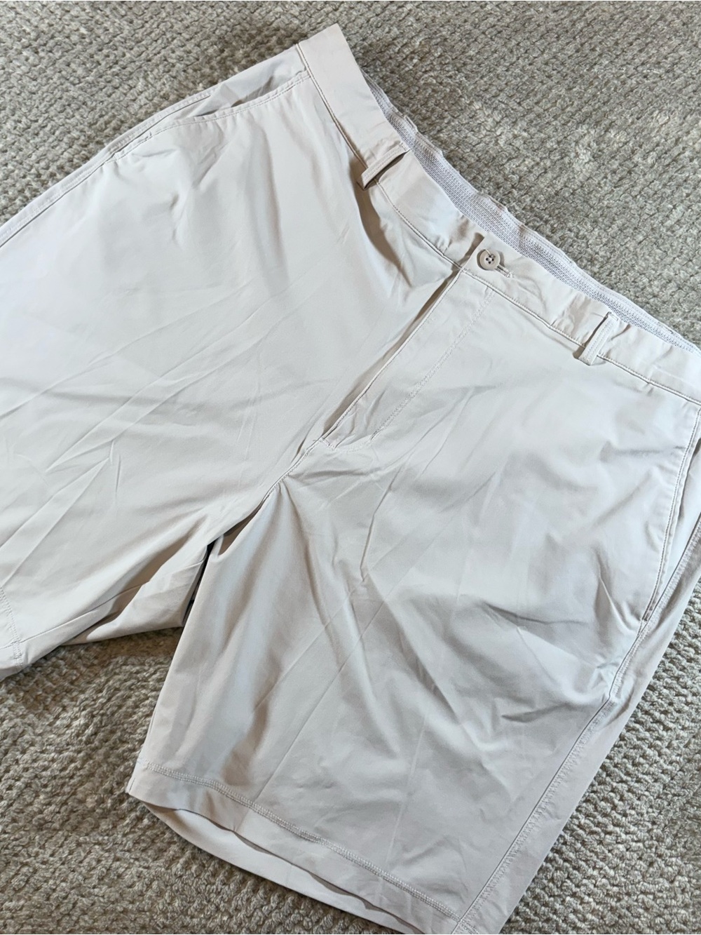 Greg Norman Men's 40 Golf Shorts Neutral Beige Khaki Athletic Performance Shorts